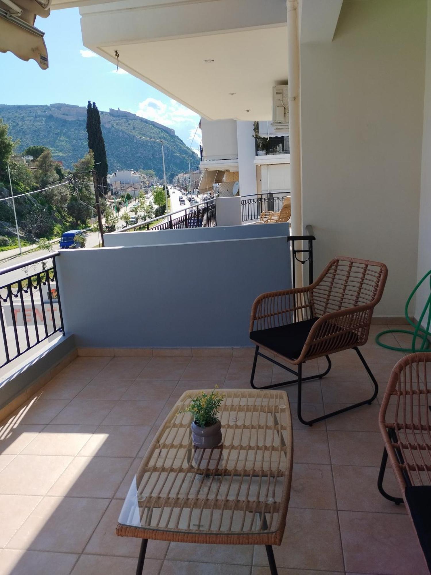 Chrysa's Luxury Apt. View Of Palamidi Apartament